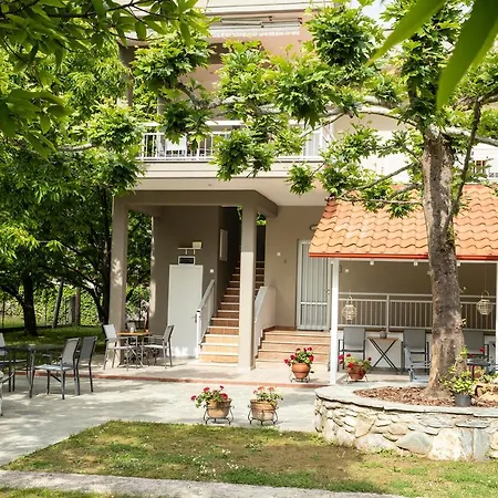 Elena Luxury Living Apartment Paralia Skotinis Exterior photo