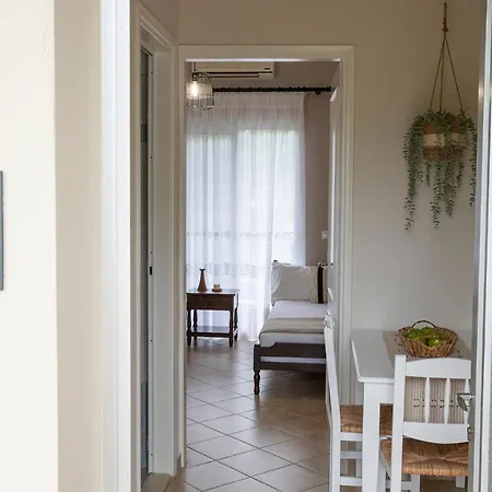 Elena Luxury Living Apartment Paralia Skotinis Exterior photo